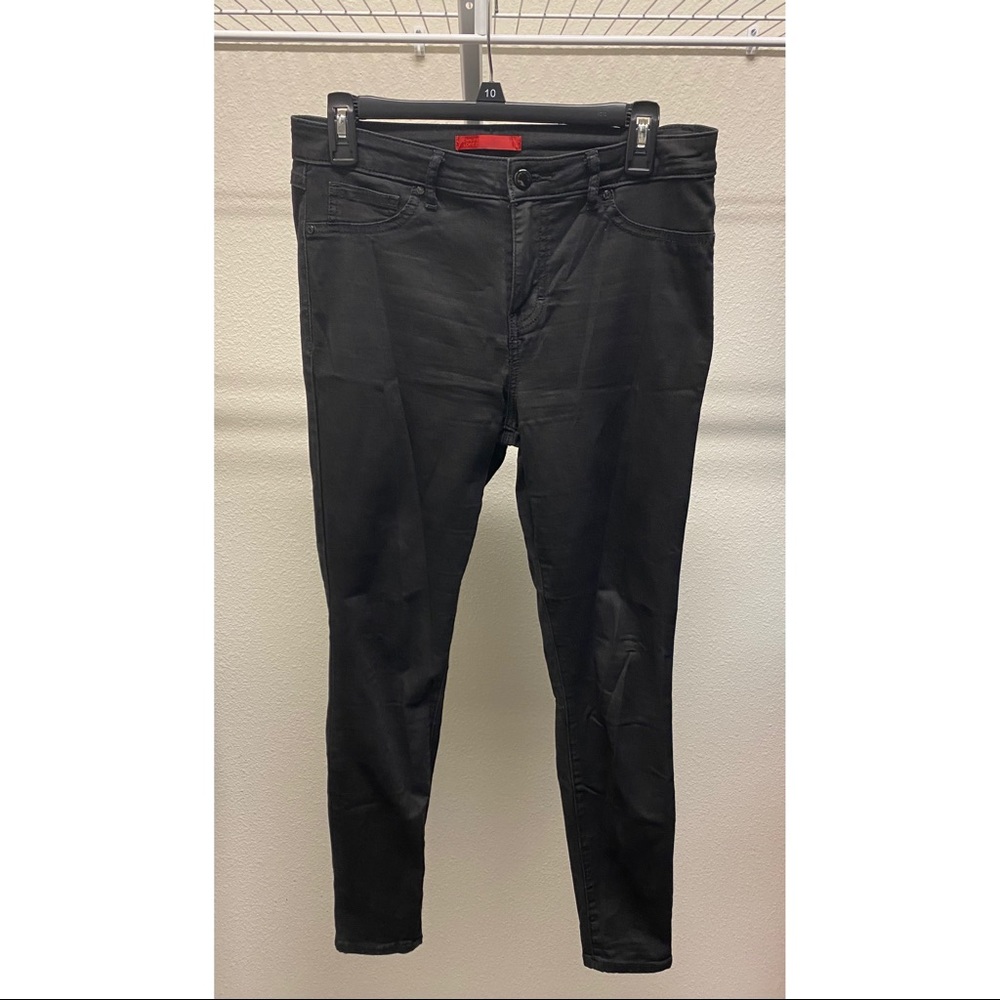 Jennifer Lopez Super skinny jeans